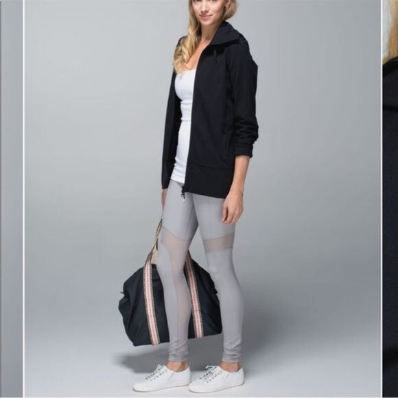 Lululemon In Stride Jacket Black size 8 - Picture 10 of 16